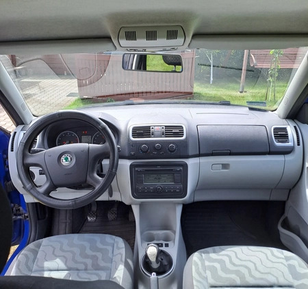 Skoda Fabia cena 10600 przebieg: 164494, rok produkcji 2007 z Ząbki małe 46